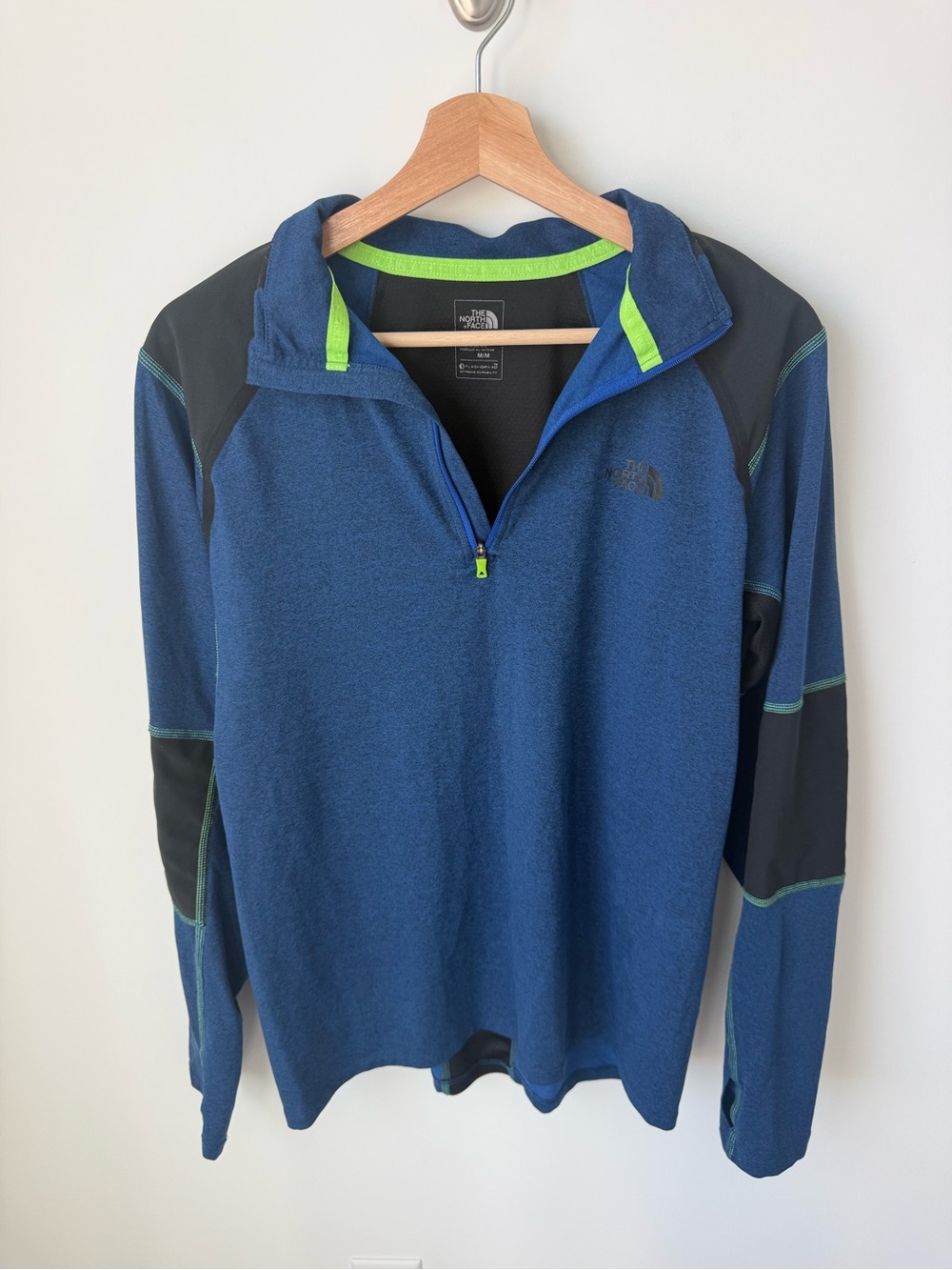 The North Face Men's Blue Half-Zip Fleece Pullover | M
